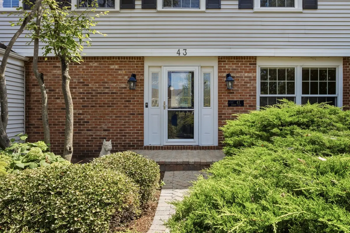 43 Dunham Place, Saint Charles, IL 60174 - #1
