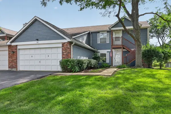 363 Pembroke Lane #1, Glen Ellyn, IL 60137