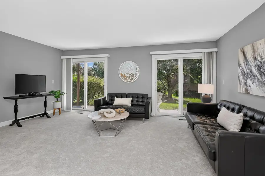 363 Pembroke Lane #1, Glen Ellyn, IL 60137 - #2