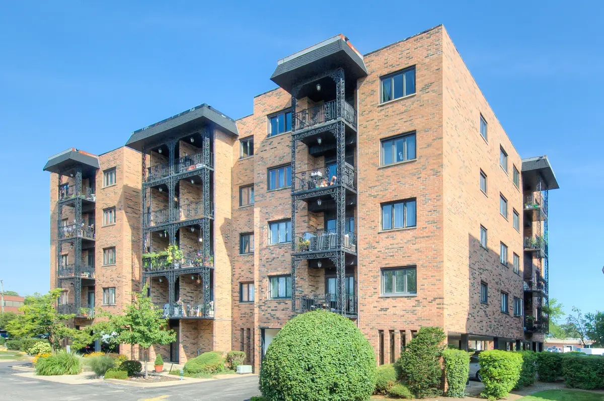 9396 Landings Lane #306, Des Plaines, IL 60016 - #1