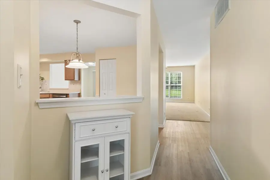 501 Grosse Pointe Circle, Vernon Hills, IL 60061 - #2