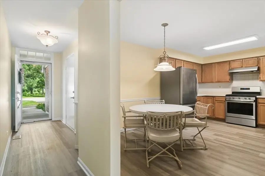 501 Grosse Pointe Circle, Vernon Hills, IL 60061 - #3