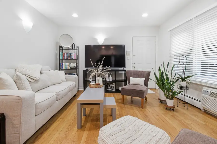 3818 Ruby Street #1E, Schiller Park, IL 60176 - #3