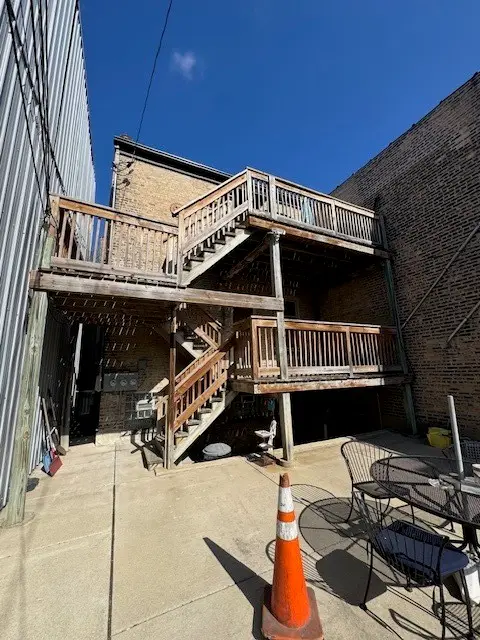 3041 W Fullerton Avenue, Chicago, IL 60647 - #3