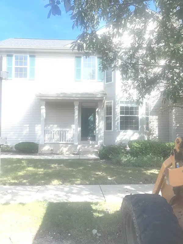 371 Evergreen Circle #371, Glendale Heights, IL 60139