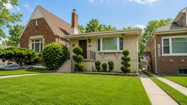 9348 S Michigan Avenue, Chicago, IL 60619