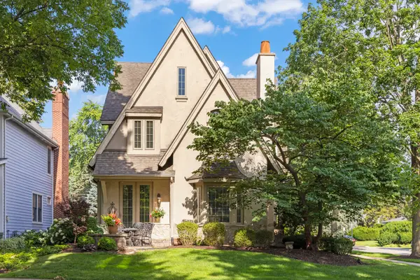 706 N Ellsworth Street, Naperville, IL 60563