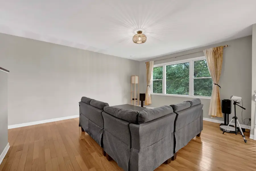 1S705 Eisenhower Road, Oakbrook Terrace, IL 60181 - #3