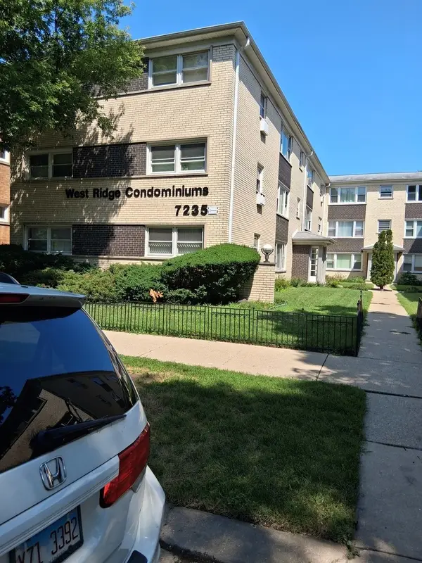 7235 N Hamilton Avenue #3D, Chicago, IL 60645