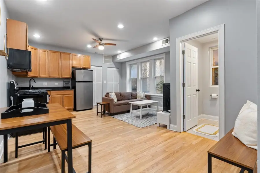 6812 N Wayne Avenue #3E, Chicago, IL 60626 - #2