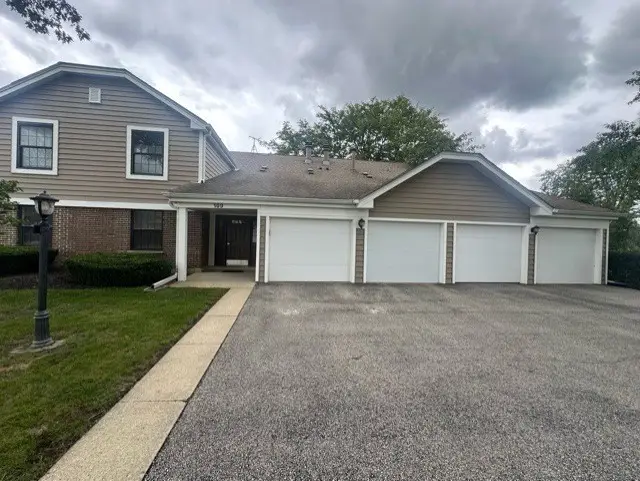 109 Sussex Circle #C1, Schaumburg, IL 60193 - #1