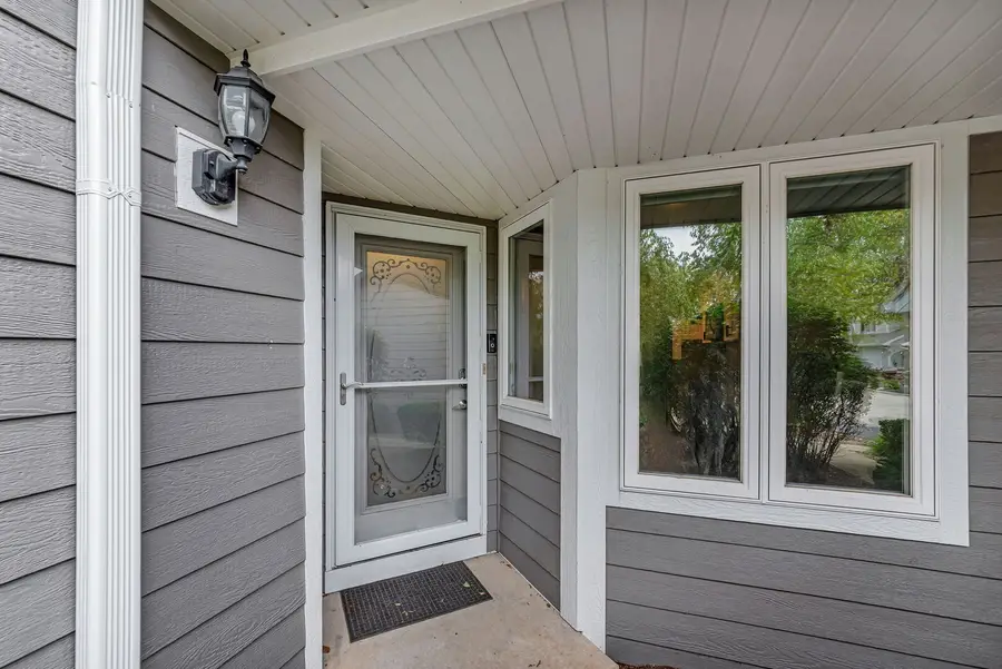 307 N Charles Avenue, Naperville, IL 60540 - #2