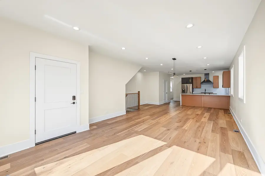 Address Withheld By Seller, Chicago, IL 60622 - #3