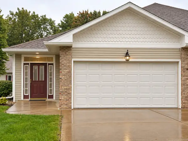 313 Bryant Circle Drive #313, Princeton, IL 61356
