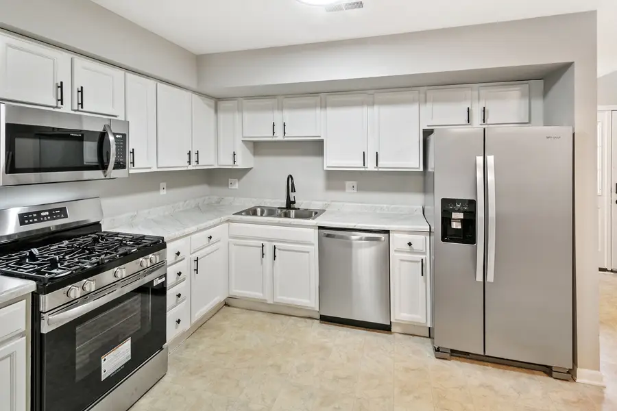 1320 E Arnold Street #1320, Sandwich, IL 60548 - #3