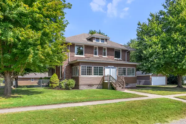 201 E North Street, Ridge Farm, IL 61870