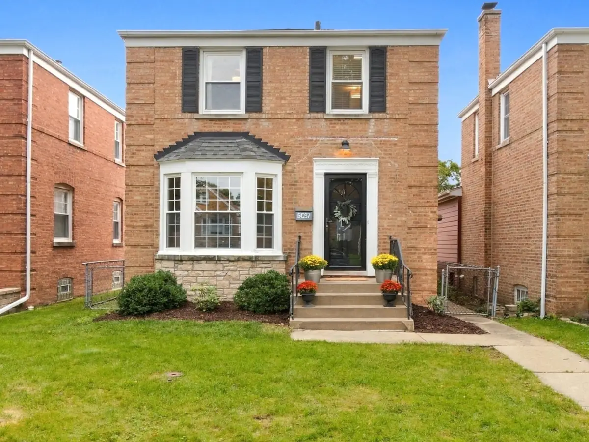 5037 N Newcastle Avenue, Chicago, IL 60656 - #1