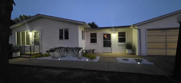 235 SE 3rd Street, Woodhull, IL 61490