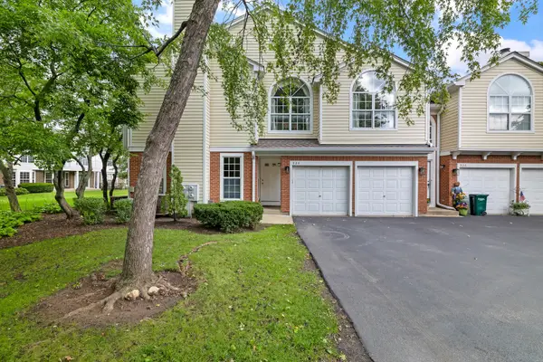 924 Ann Arbor Lane, Vernon Hills, IL 60061