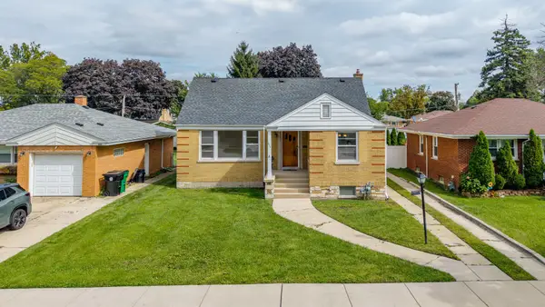 1635 Downing Avenue, Westchester, IL 60154