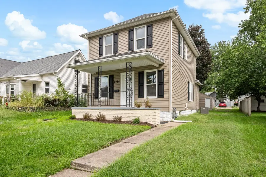 2384 28th Street, Moline, IL 61265 - #2