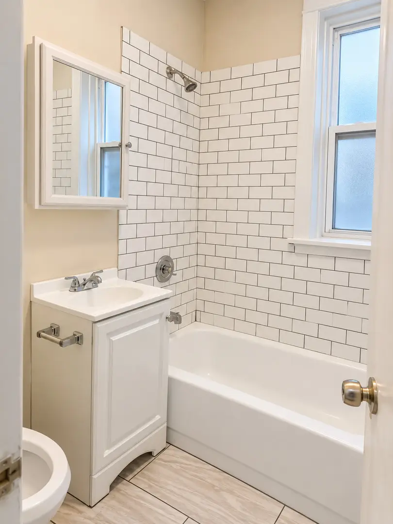 531 W 61st Place, Chicago, IL 60621 - #3
