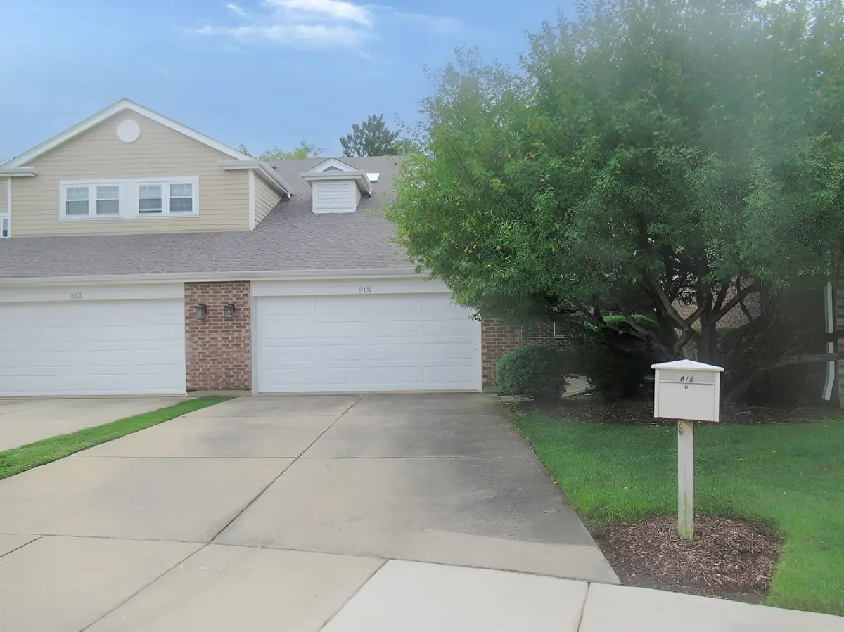 815 Winchester Lane, Northbrook, IL 60062 - #1