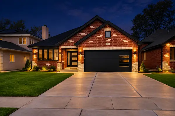 8416 Mansfield Avenue, Burbank, IL 60459