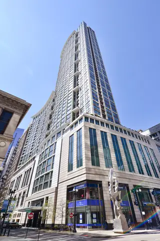 130 N Garland Court #8-20, Chicago, IL 60602 - #1