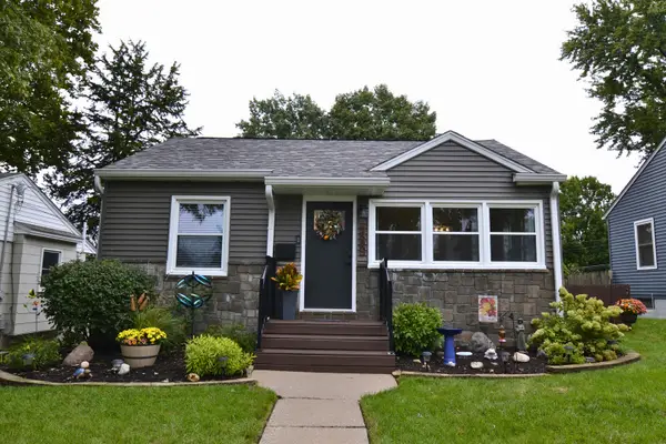 2550 Cody Street, Bettendorf, IA 52722