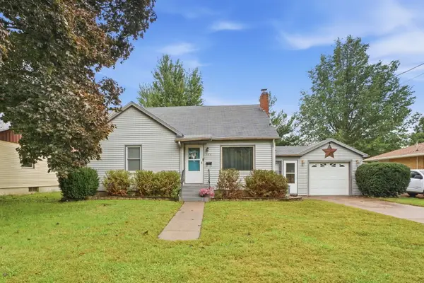402 SW 7th Avenue, Aledo, IL 61231