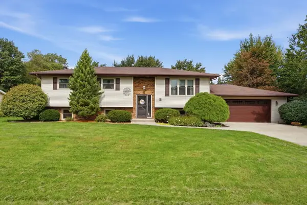 1 Kimberly Drive, Coal Valley, IL 61240