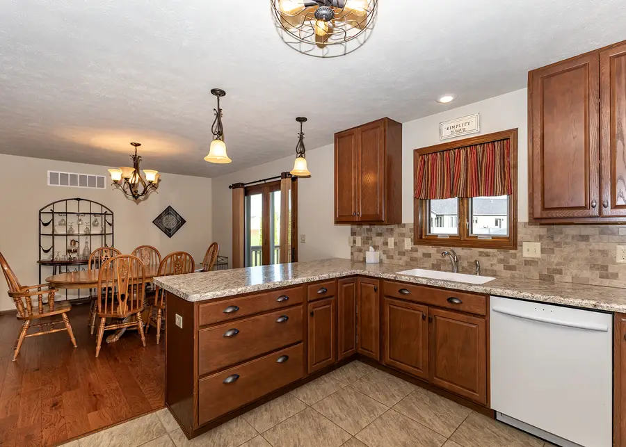 506 W Williams Street, Atkinson, IL 61235 - #3