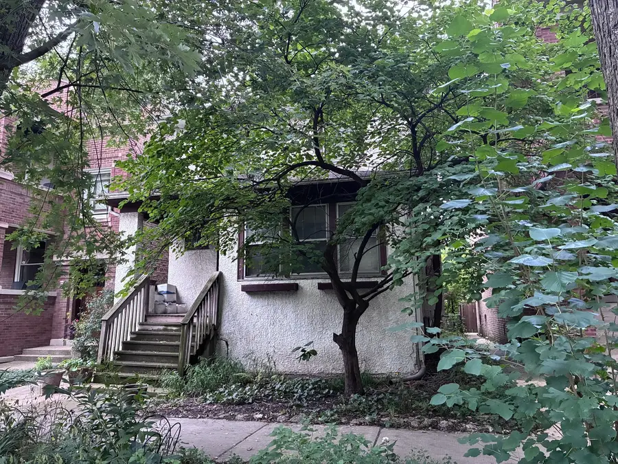 4445 N Whipple Street, Chicago, IL 60625 - #3
