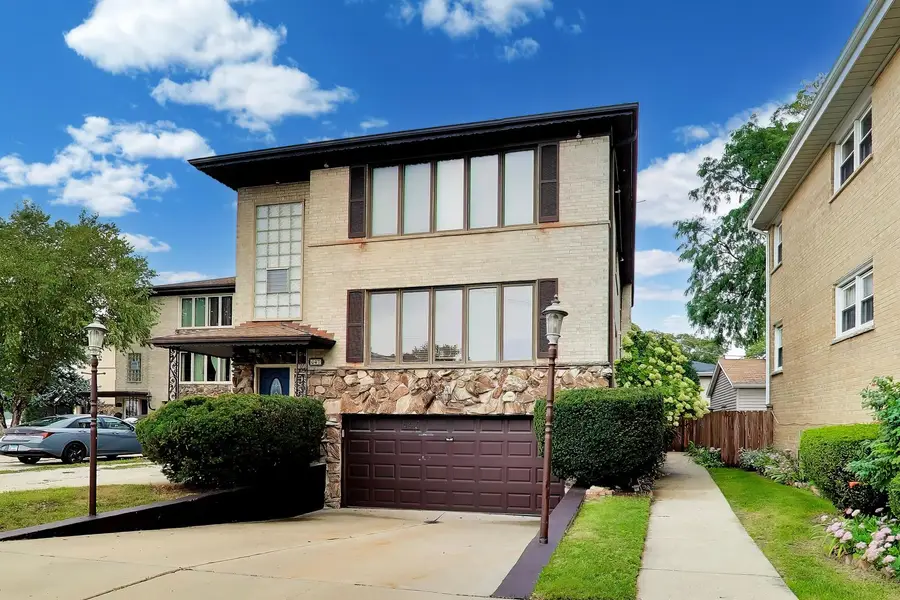 647 N Northwest Highway, Park Ridge, IL 60068 - #2