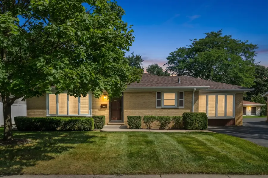 304 Crestwood Drive, Roselle, IL 60172 - #2