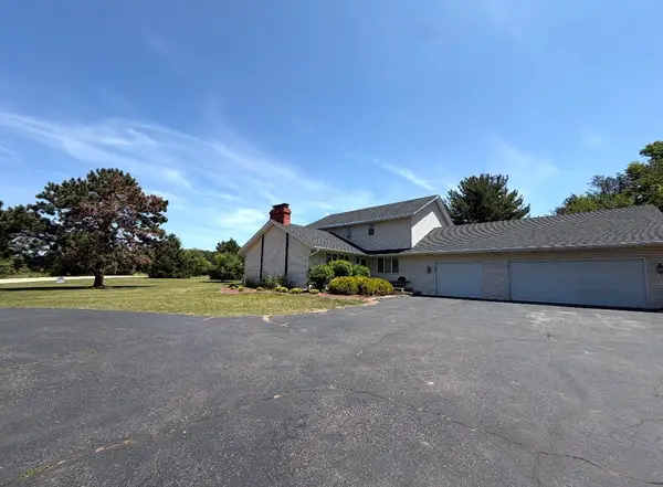 5009 Whispering Pine Circle, Thomson, IL 61285