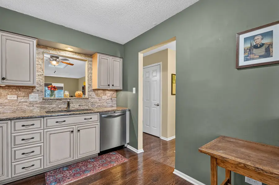 818 Shagbark Road, New Lenox, IL 60451 - #3