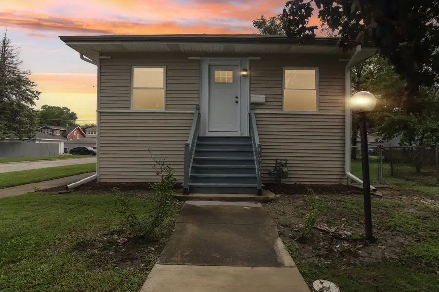 1601 S 20th Avenue, Maywood, IL 60153 - #2