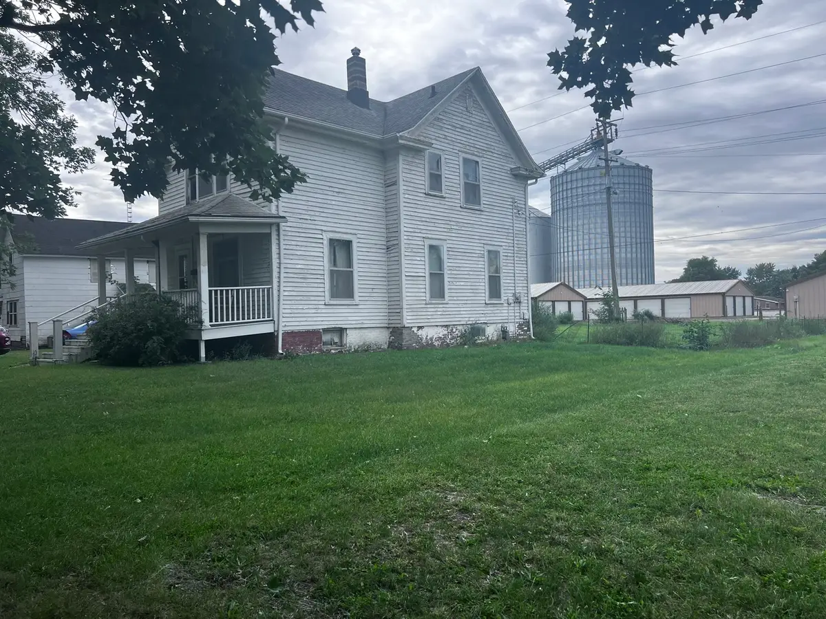 206 N Grant Street, Milford, IL 60953 - #1