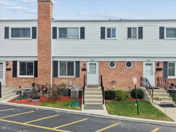 8501 Linder Court, Skokie, IL 60077