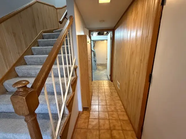 1990 Oxford Lane, Hoffman Estates, IL 60169 - #2