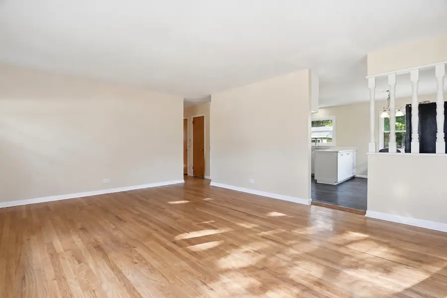 2132 Linden Avenue, Waukegan, IL 60087 - #3