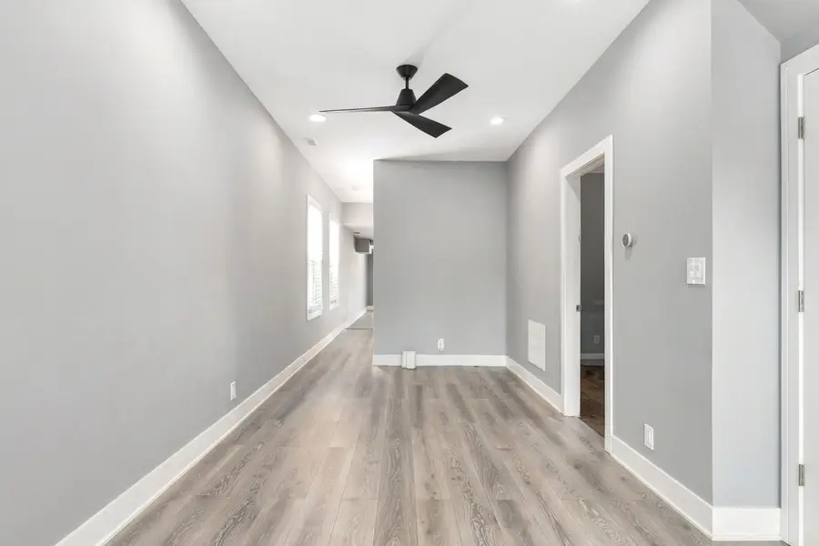 6562 N Damen Avenue, Chicago, IL 60645 - #3