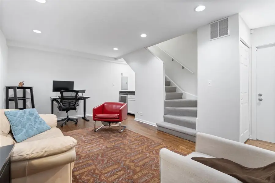 1512 W Diversey Parkway #A, Chicago, IL 60614 - #2