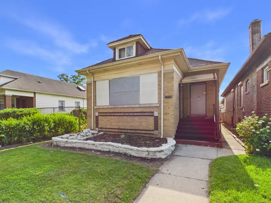 7826 S Paxton Avenue, Chicago, IL 60649 - #3