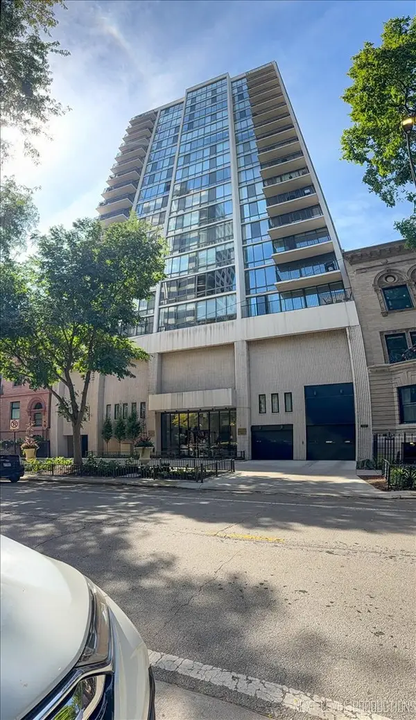 1516 N State Parkway #8C, Chicago, IL 60610