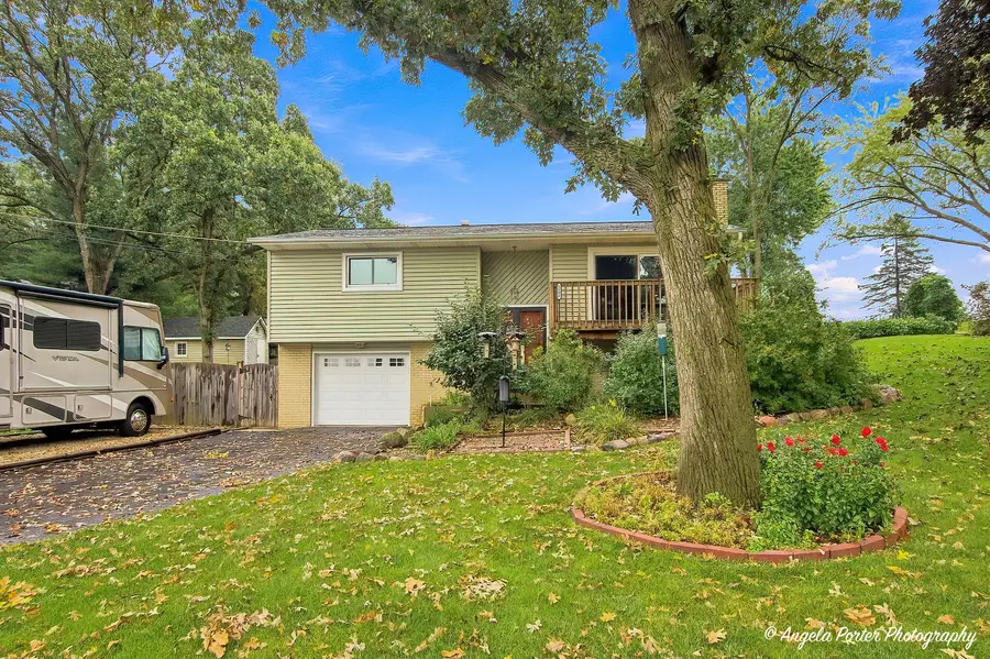 5104 E Lake Shore Drive, Wonder Lake, IL 60097 - #2