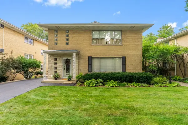 Address Withheld By Seller, Riverside, IL 60546