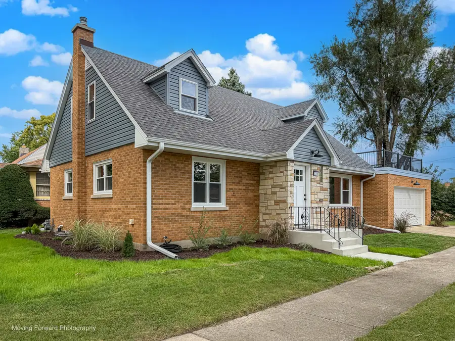725 Hull Avenue, Westchester, IL 60154 - #2